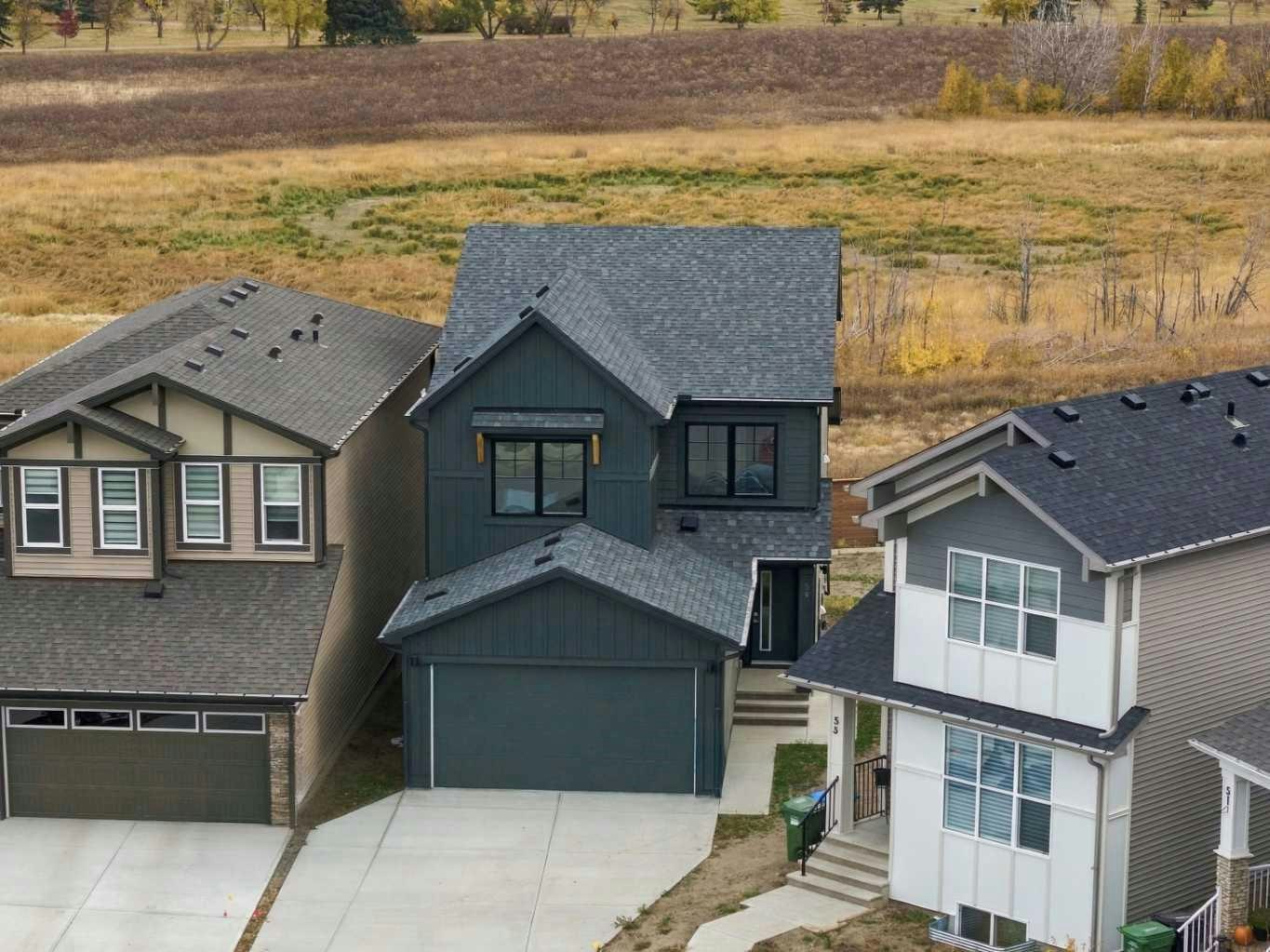 59 Belvedere Crescent SE, Calgary, AB, T2A 7Z9