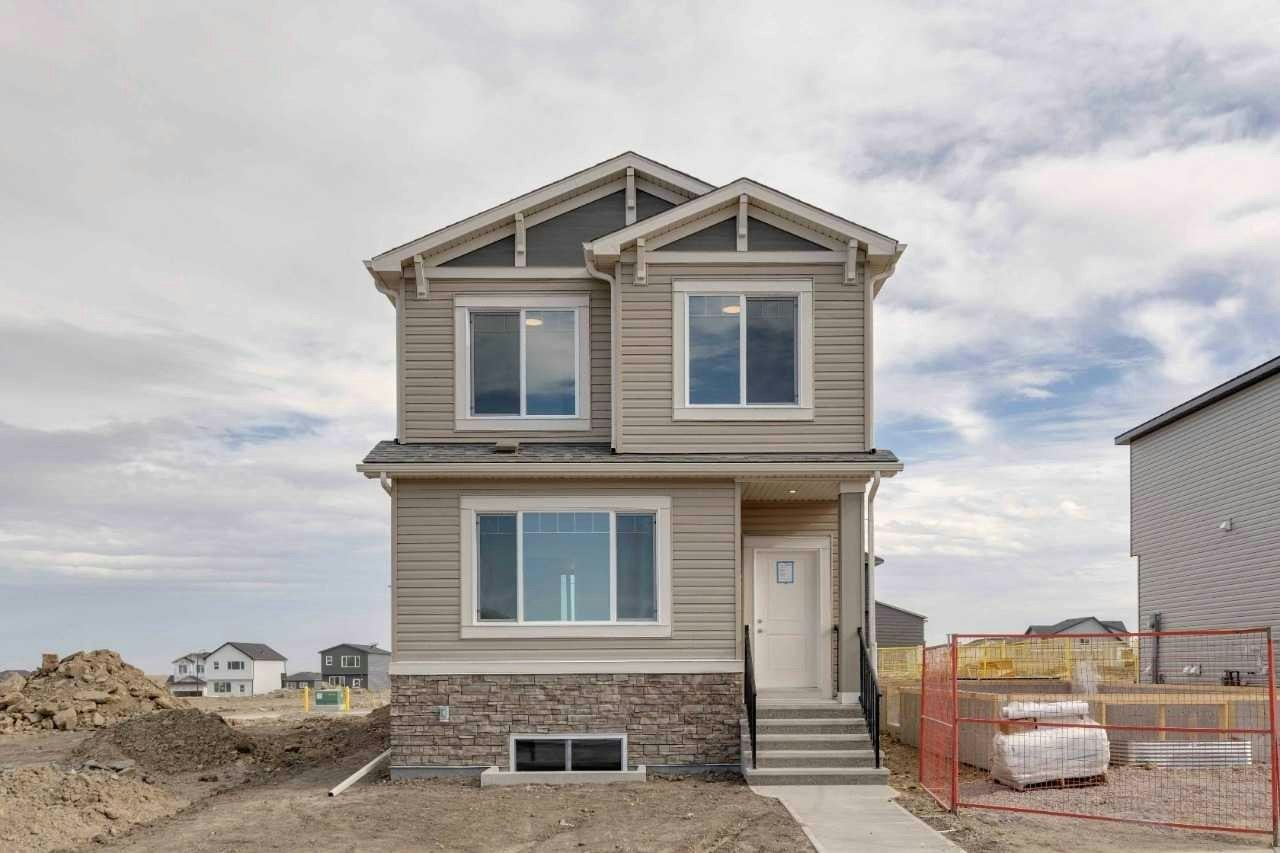 48 Lucas Green NW, Calgary, AB, T3P 2X5