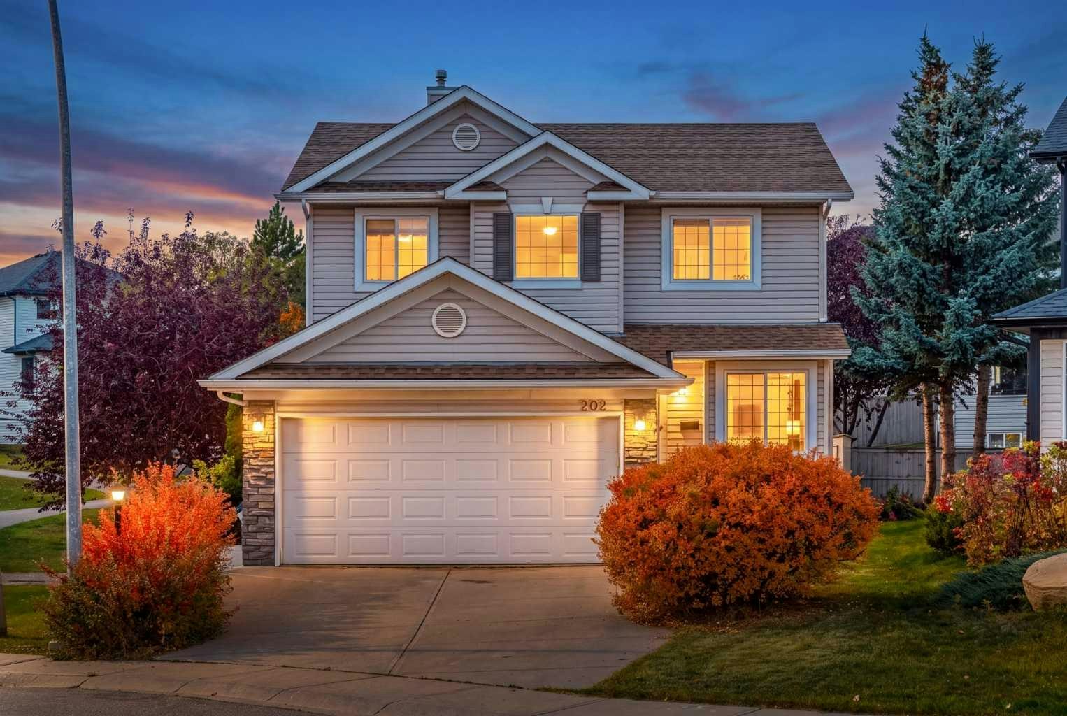 202 Panorama Hills Close NW, Calgary, AB, T2K 5J3