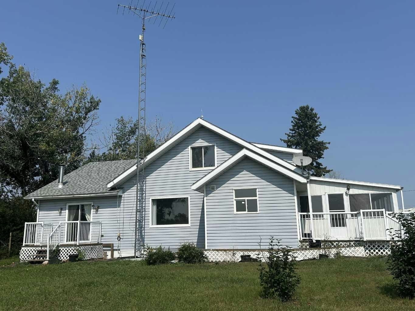 225074 583 Highway, Rural Kneehill County, AB, T0M 2A0