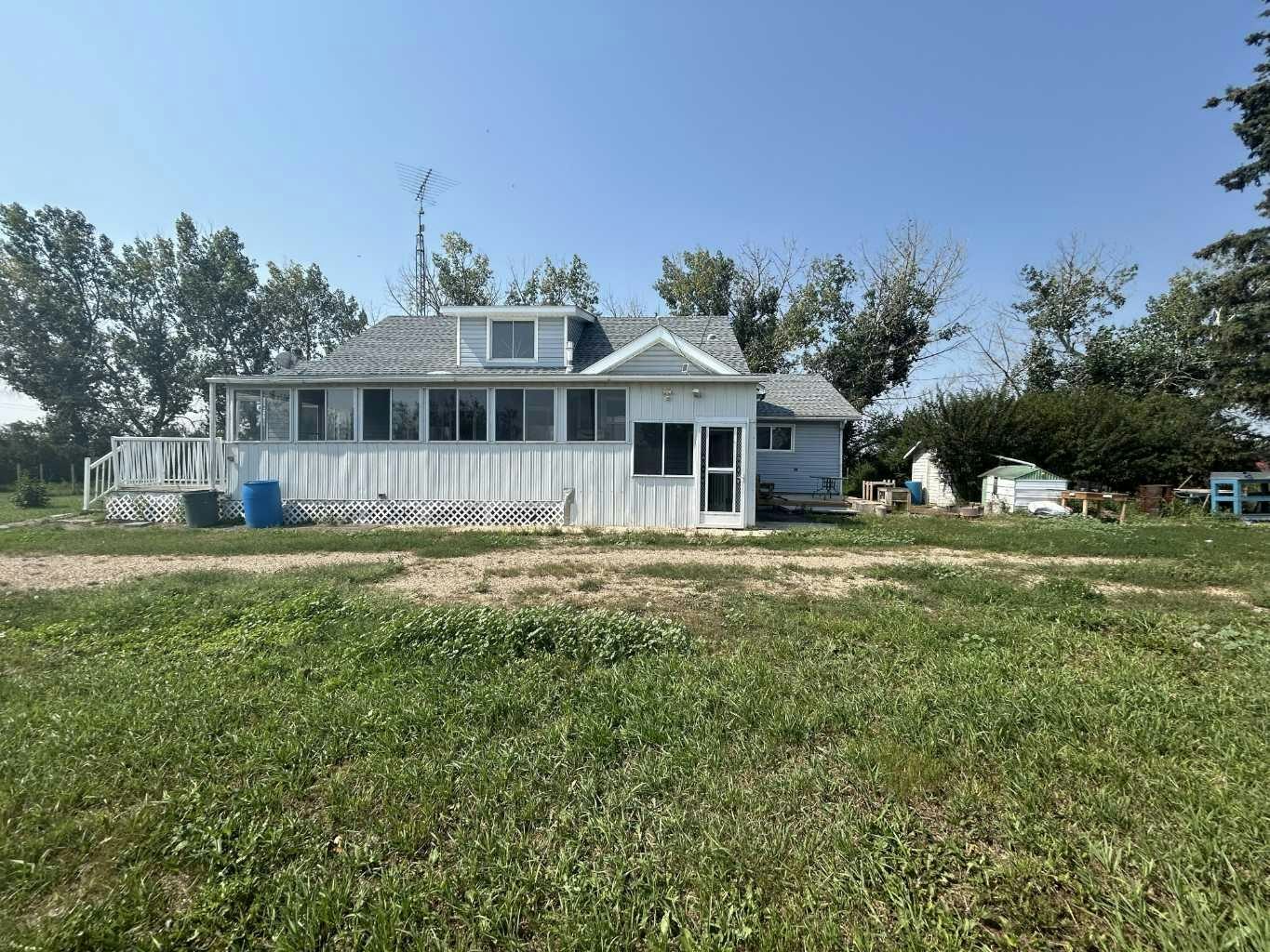 225074 583 Highway, Rural Kneehill County, AB, T0M 2A0 - 3