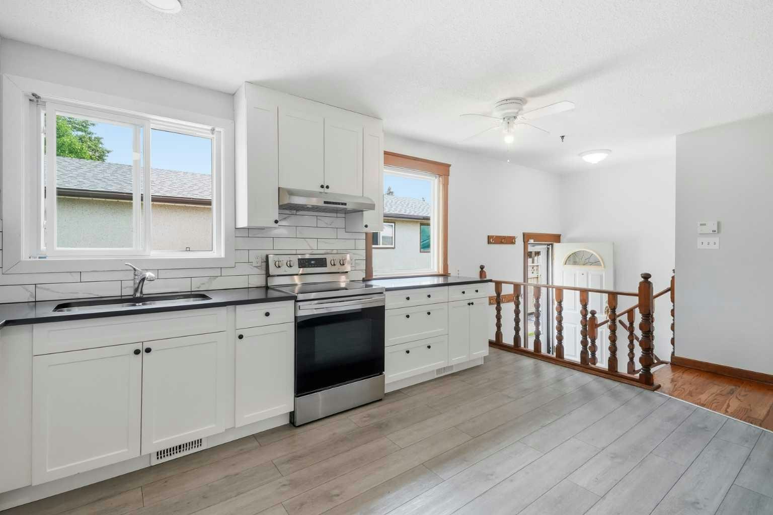3432 31a Avenue SE, Calgary, AB, T2B 0J1