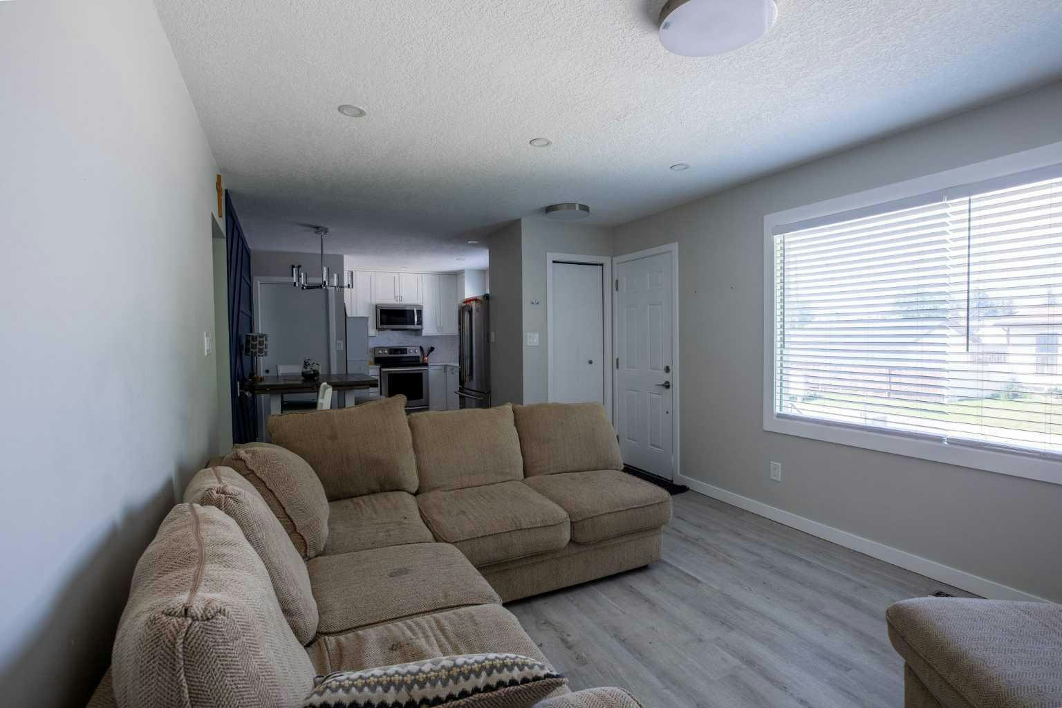 119 Maranda Close NE, Calgary, AB, T2A 3E7 - 7