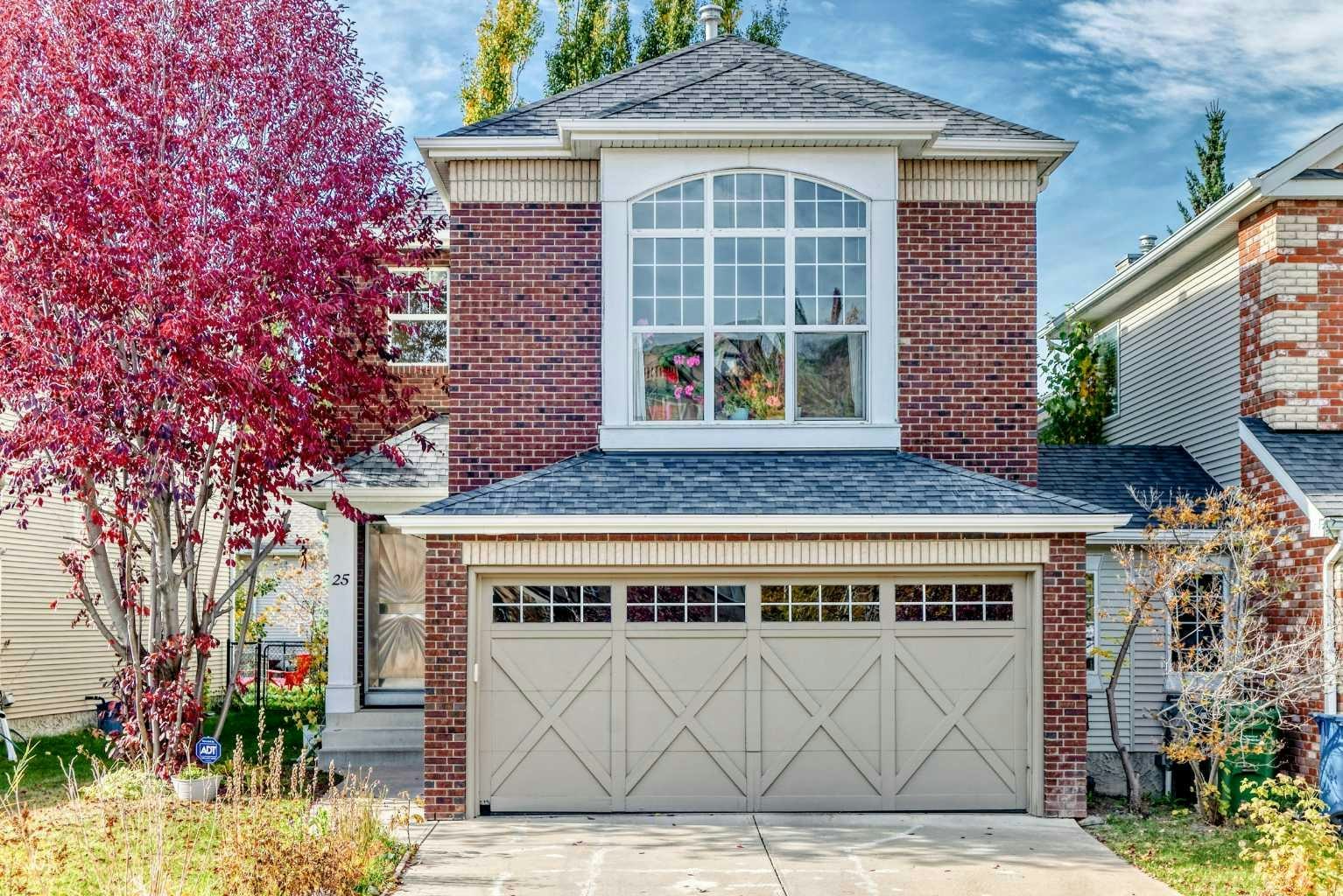 25 Discovery Ridge Hill SW, Calgary, AB, T3H 5G4