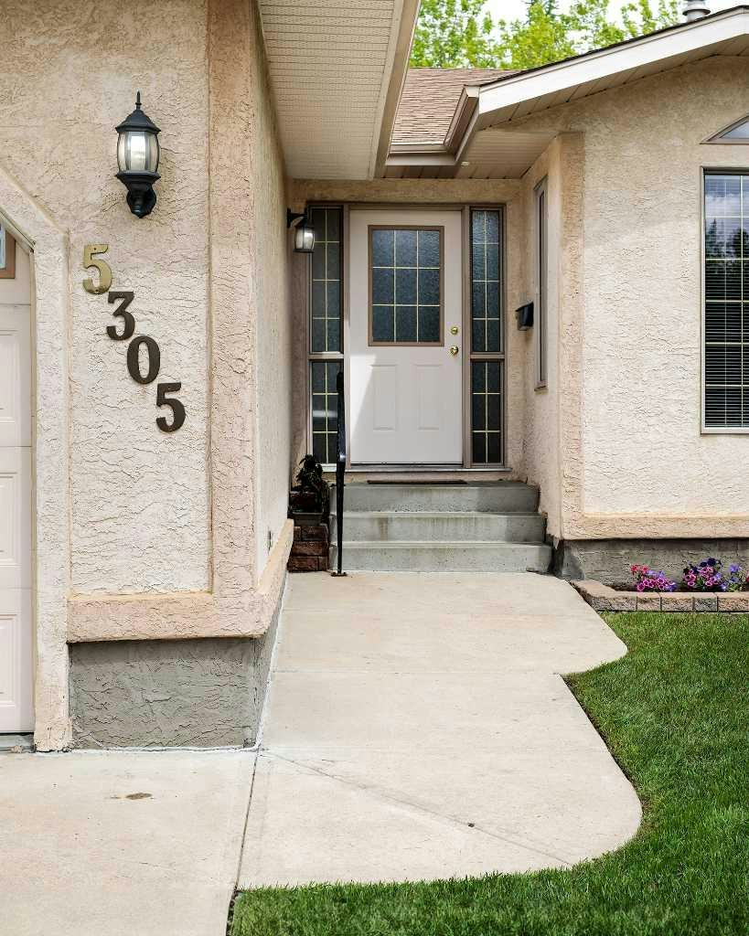 5305 66 Street, Camrose, AB, T4V 4M2