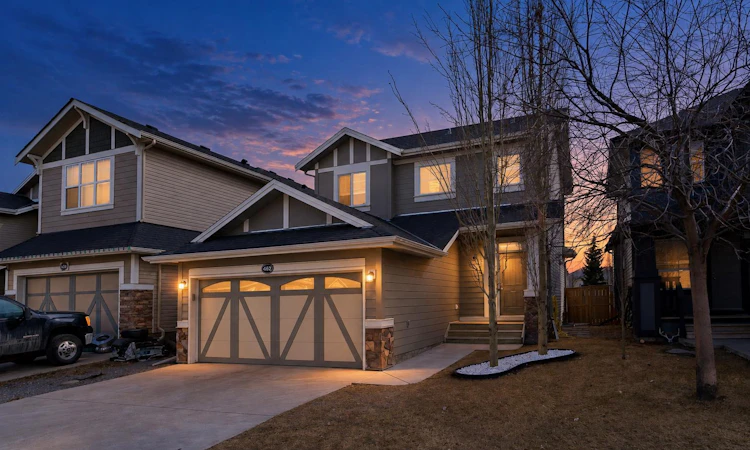 462 Williamstown Green NW