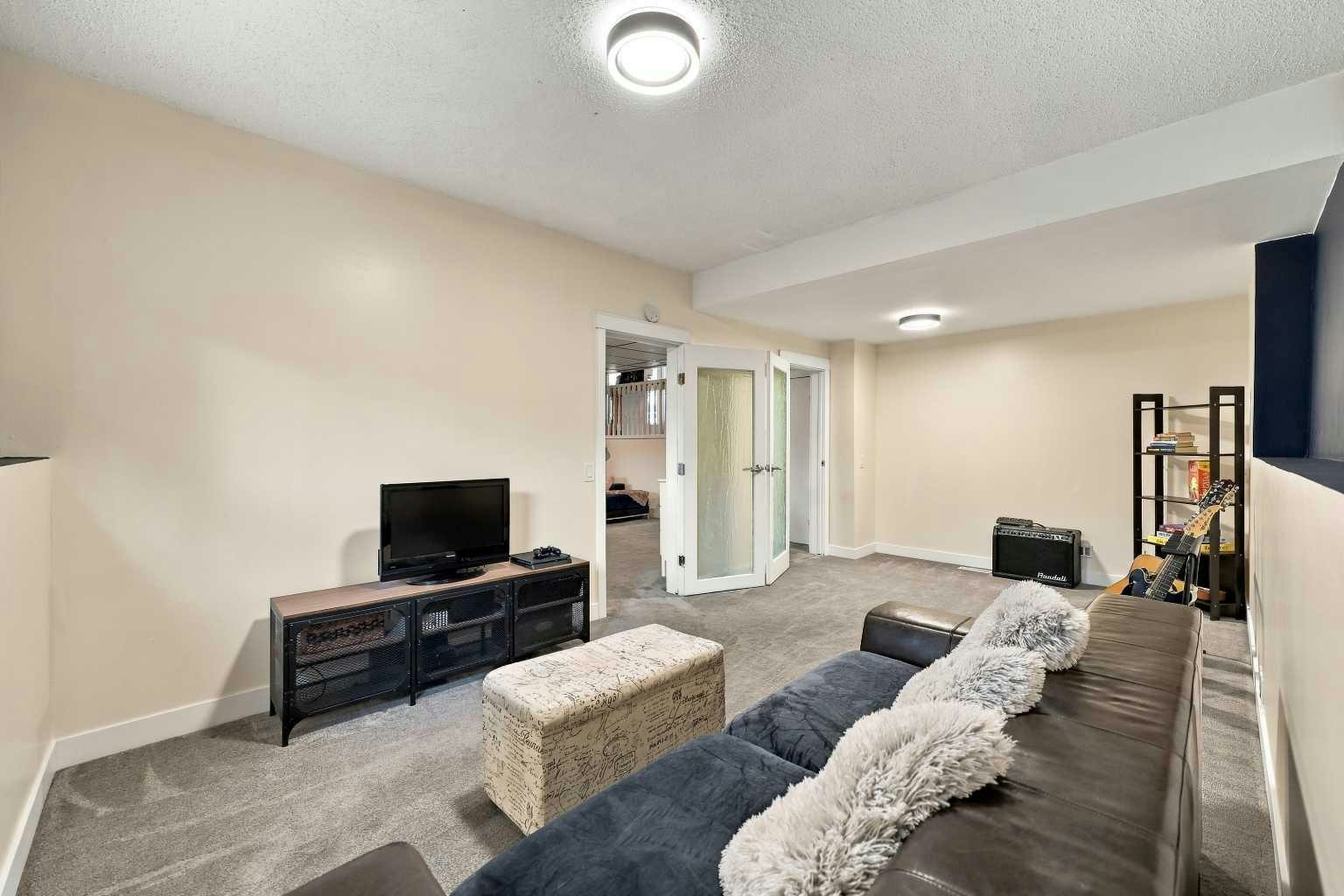 71 Hawkhill Way NW, Calgary, AB, T3G 3A3 - 38