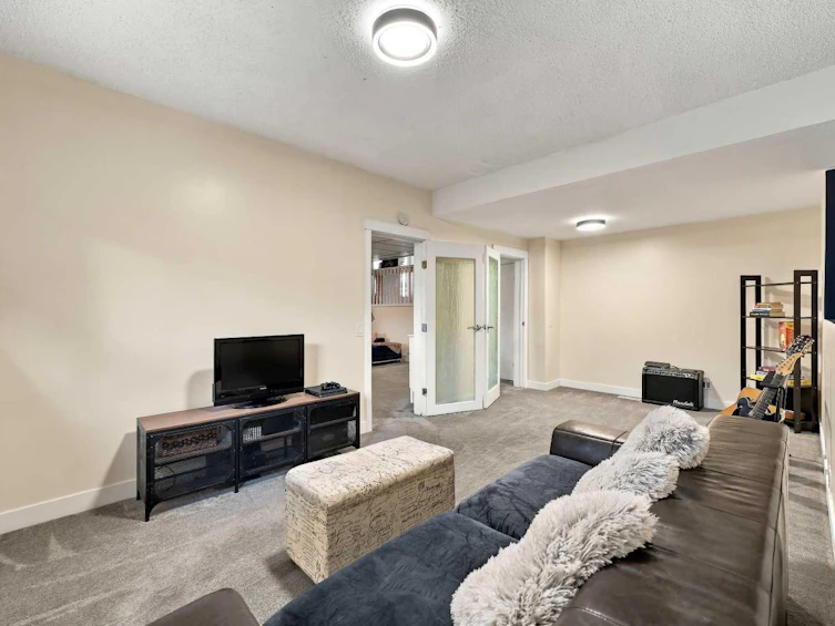 71 Hawkhill Way NW, Calgary, AB, T3G 3A3 - 38