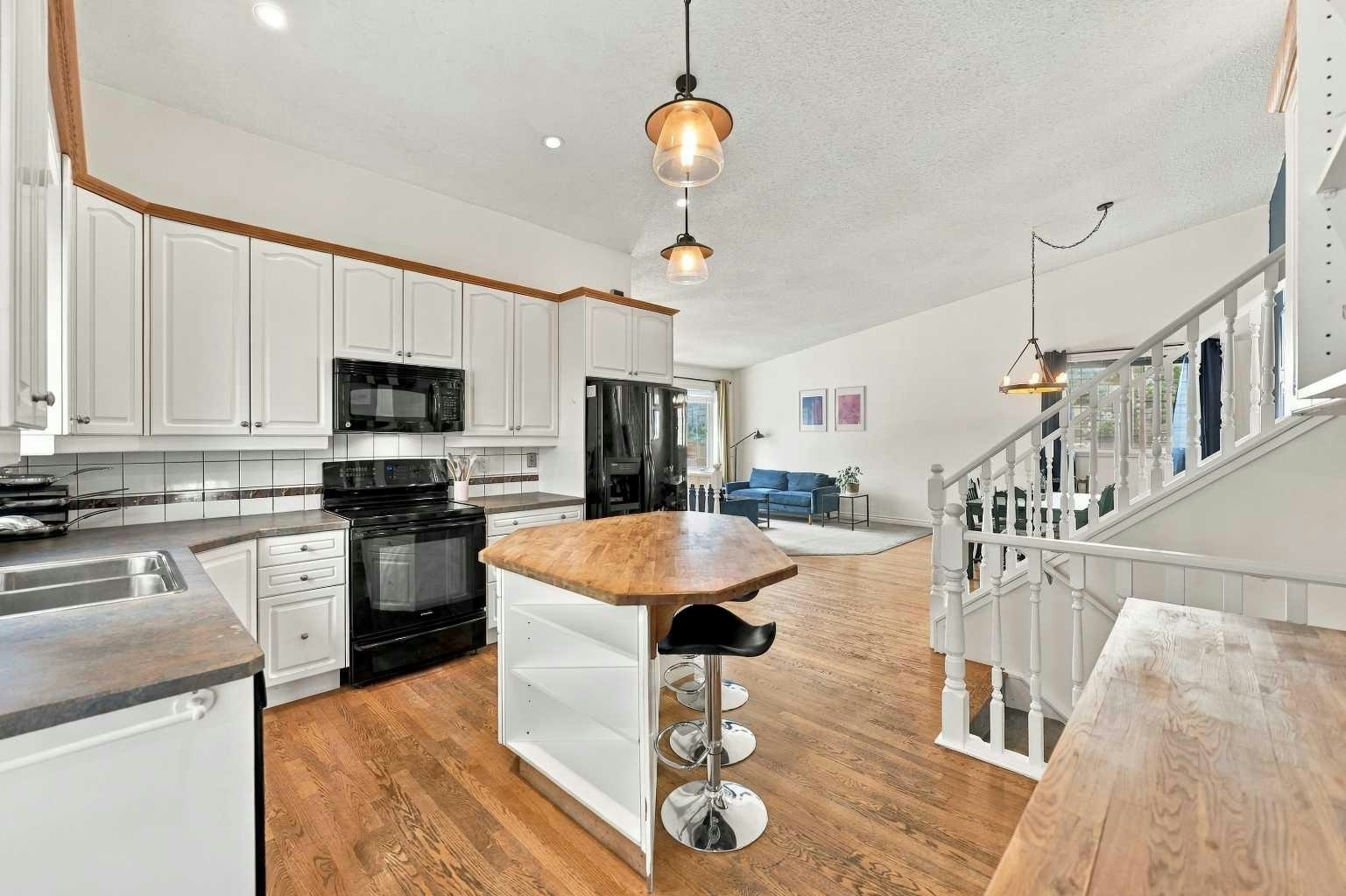 71 Hawkhill Way NW, Calgary, AB, T3G 3A3 - 15