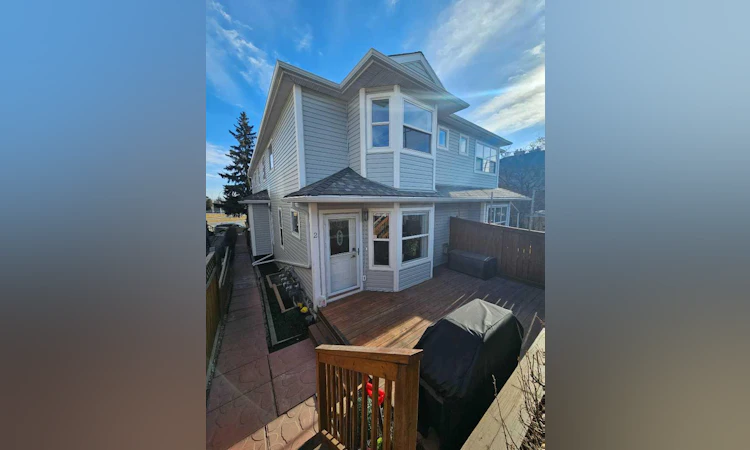 2-2013 24 Street SW
