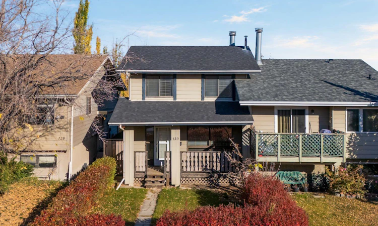 130 Macewan Park Way NW