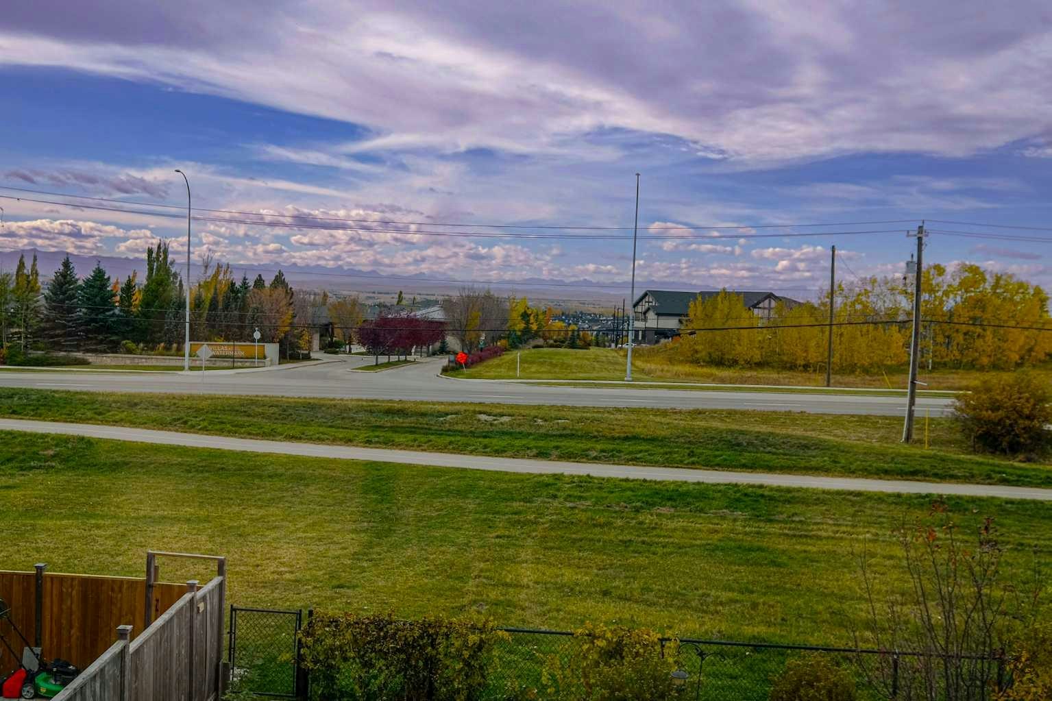 13 Tuscany Ridge Mews NW, Calgary, AB, T3L 3B7