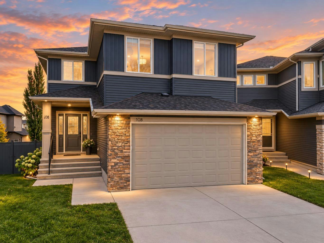 108 Kinniburgh Close, Chestermere, AB, T1X 0R8