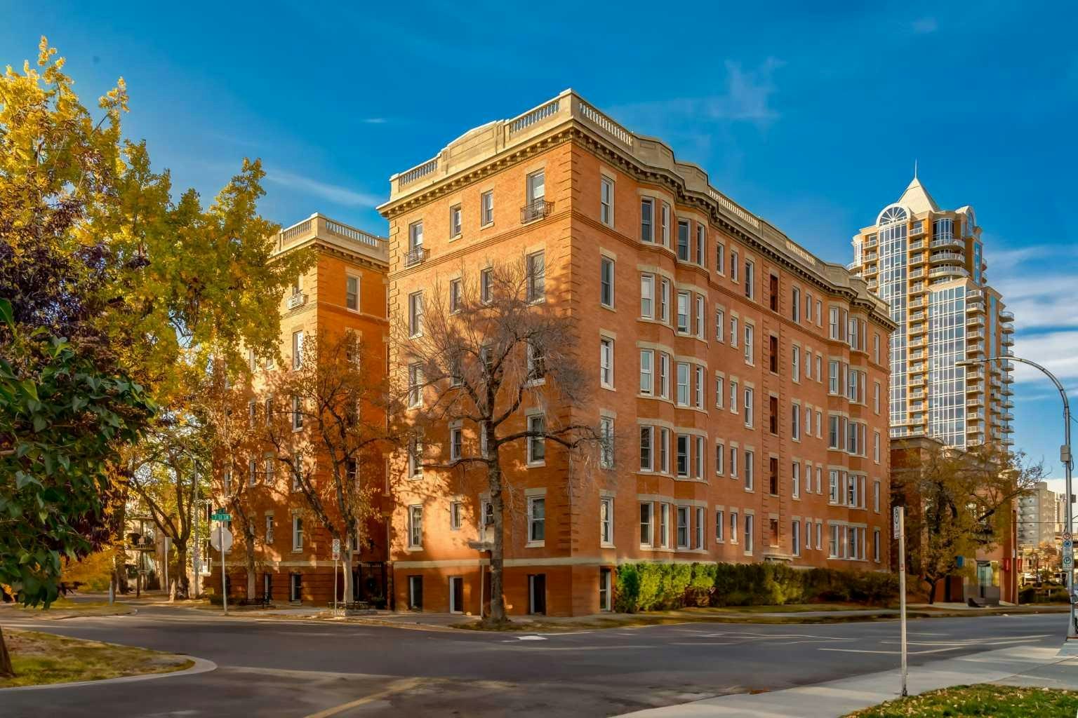203-804 18 Avenue SW, Calgary, AB, T2T 0G8
