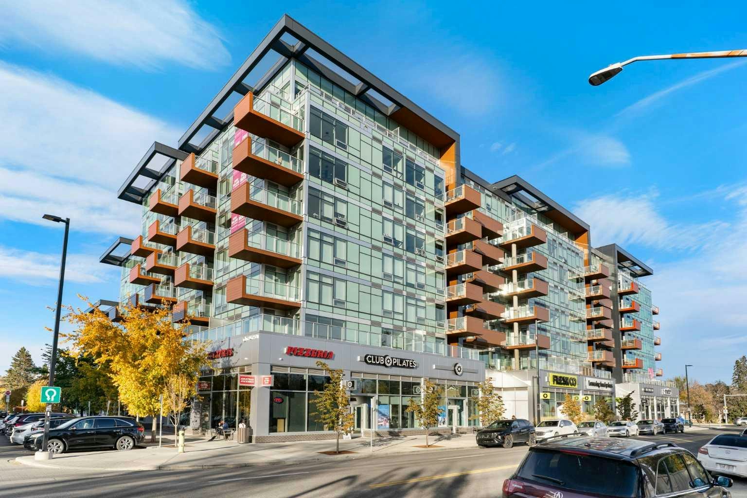 208-110 18a Street NW, Calgary, AB, T2N 2G9