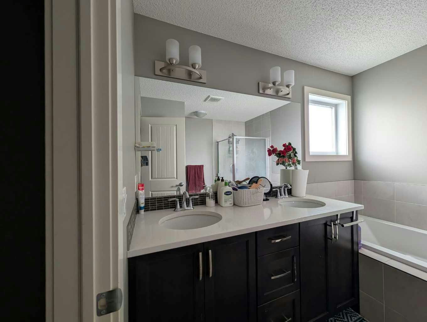 242 Savanna Close, Calgary, AB, T3J 0X7