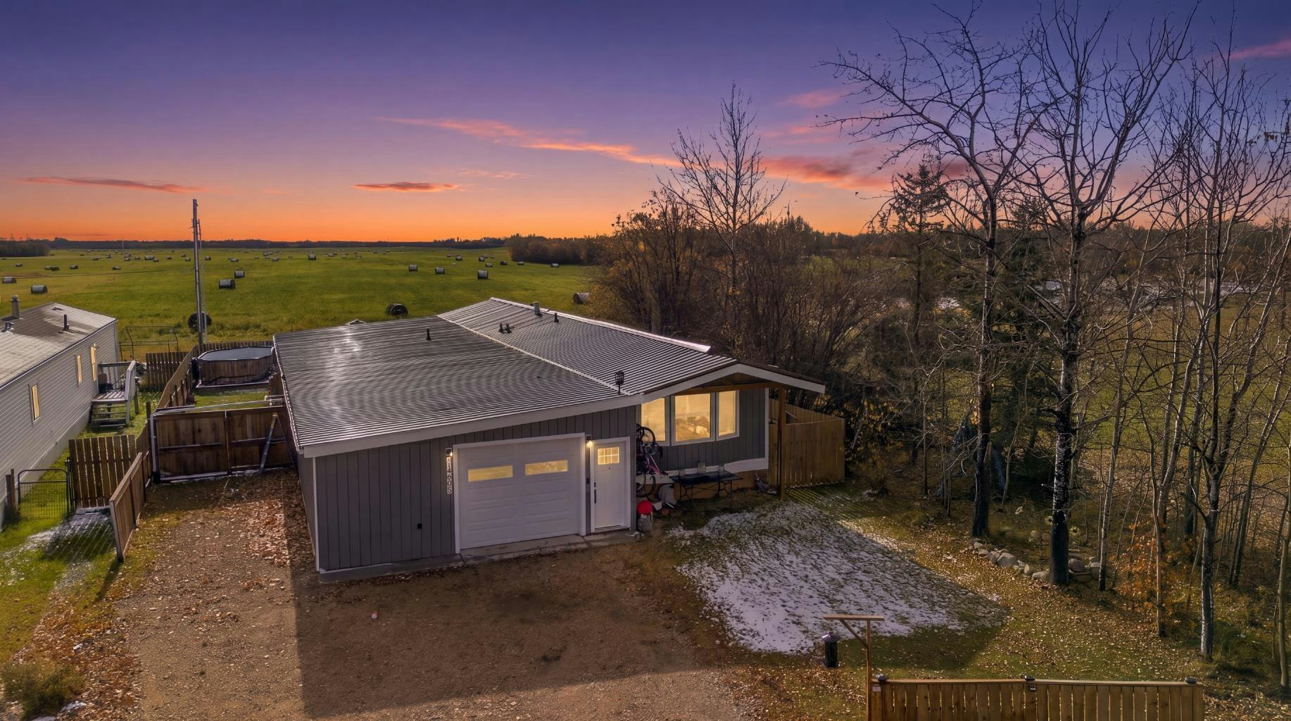 10209 98 Avenue, County of Grande Prairie, AB, T0H 0G0