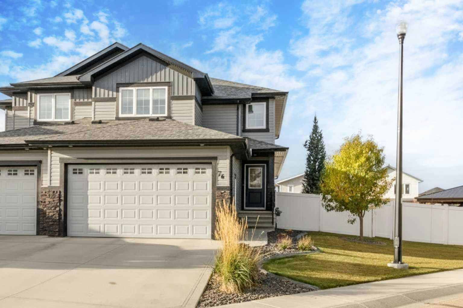 76 Latoria Court, Red Deer County, AB, T4E 3B8