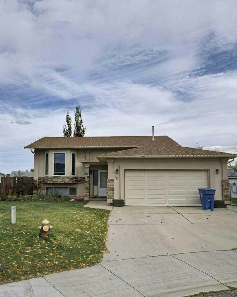 20 Mt Backus Place W, Lethbridge, AB, T1K 6P5