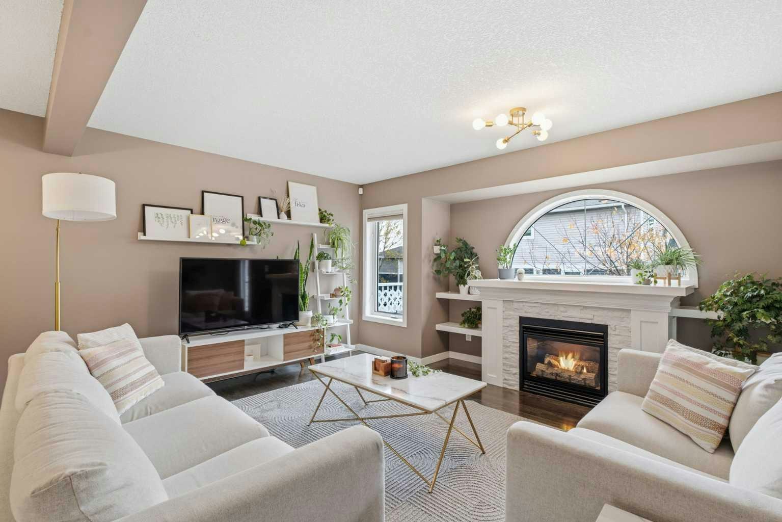 601 Regal Park NE, Calgary, AB, T2E 0S6