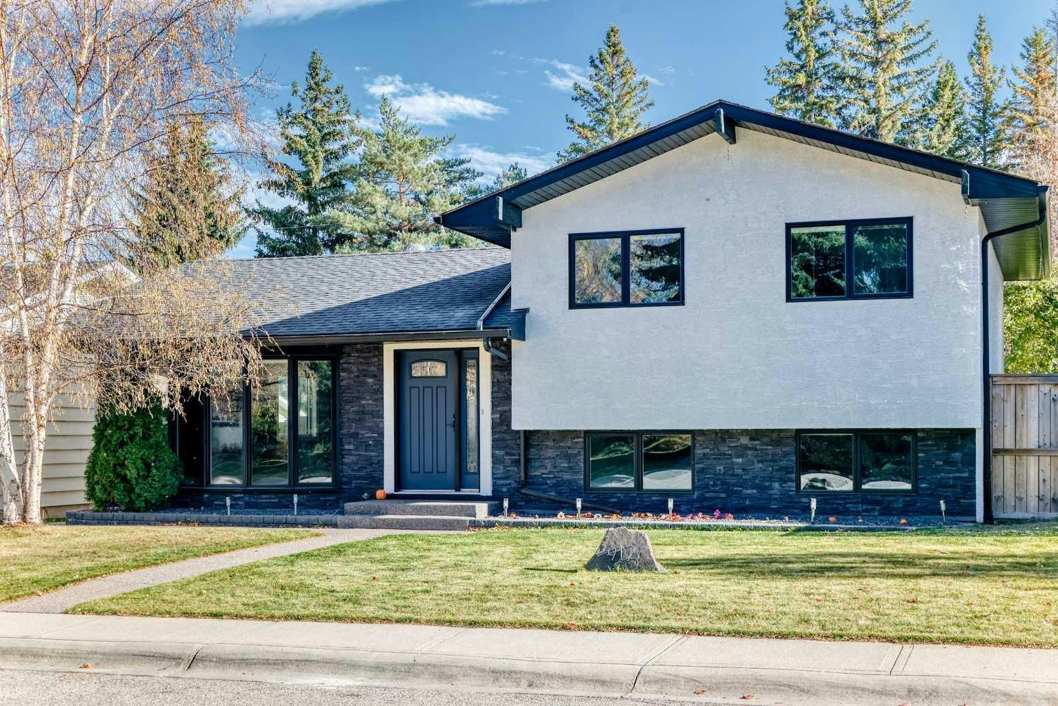 912 Lake Arrow Way SE, Calgary, AB, T2J 3C3