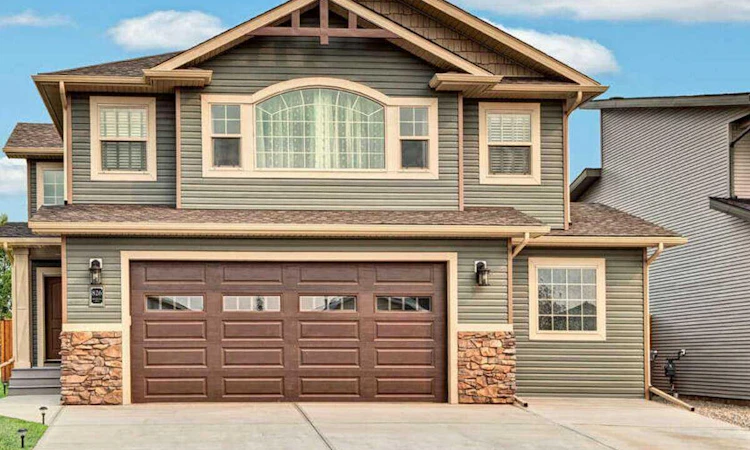 826 Stonehaven Drive