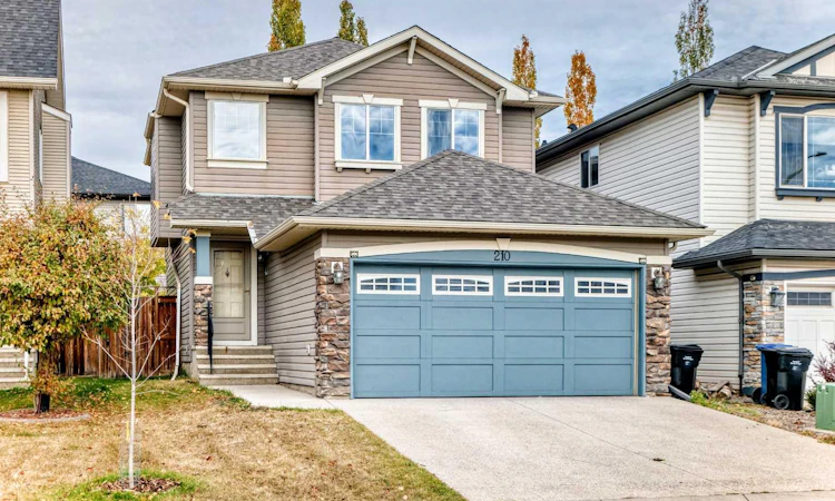 210 Brightonstone Green SE