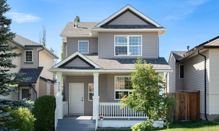310 Coventry Road NE
