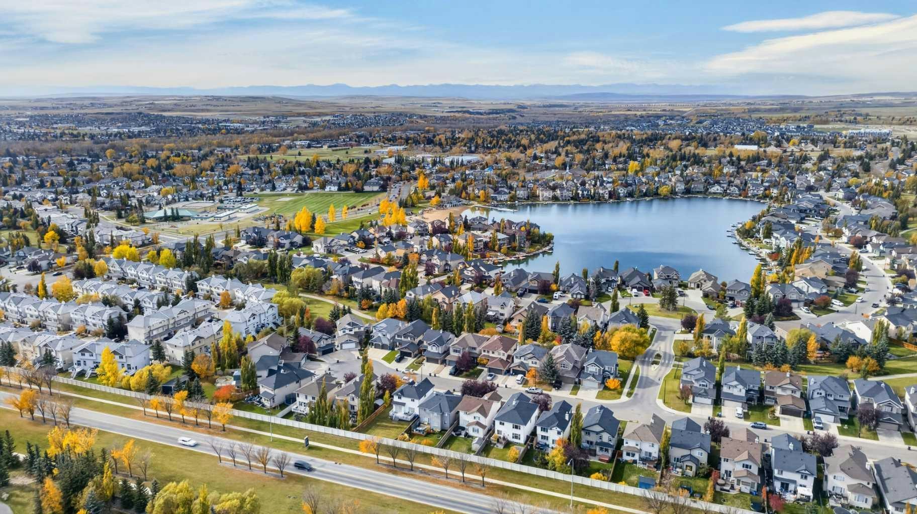 34 Crystal Shores Cove, Okotoks, AB, T1S 2B3