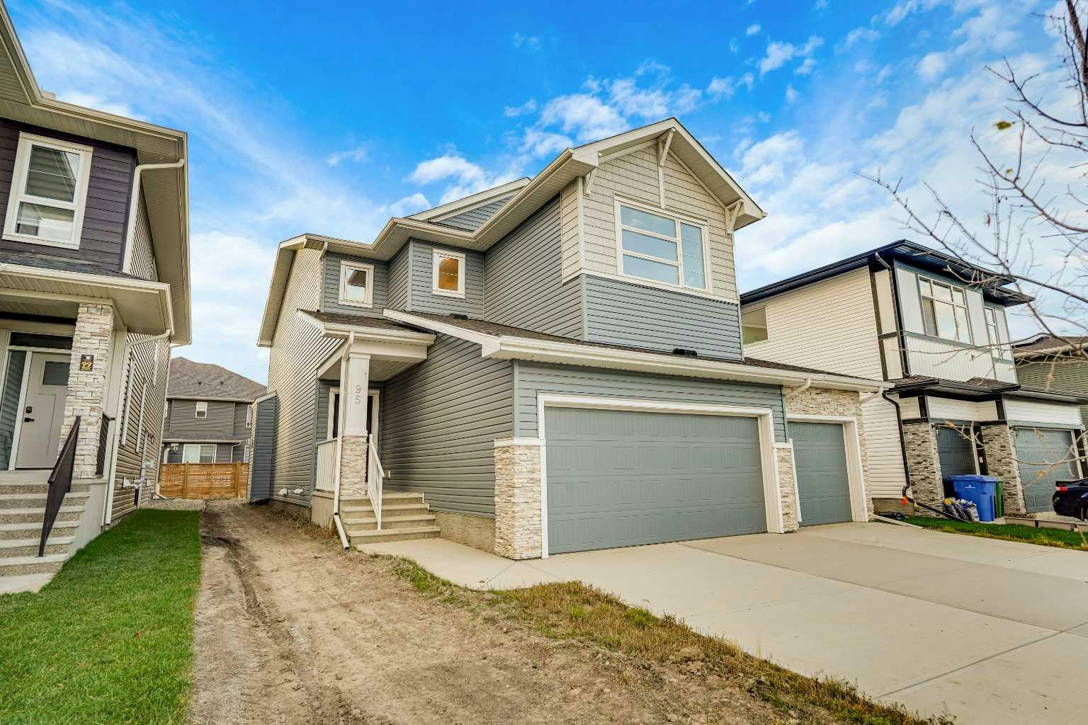 95 Dawson Wharf Mount, Chestermere, AB, T1X 2X5