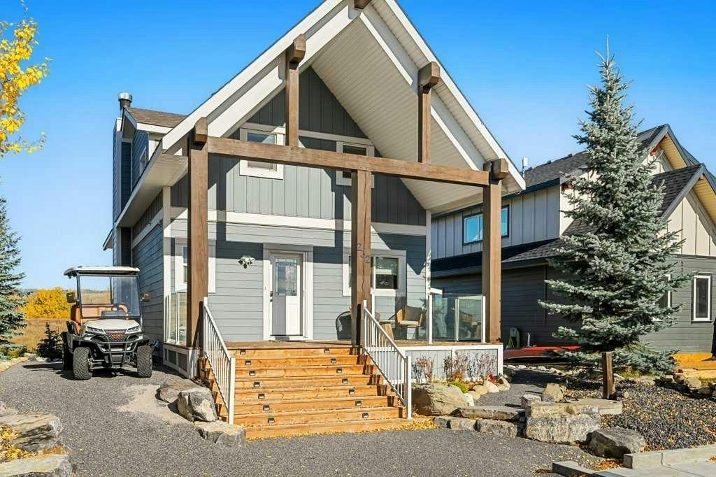 232 Cottageclub Crescent, Rural Rocky View County, AB, T4C 1B1