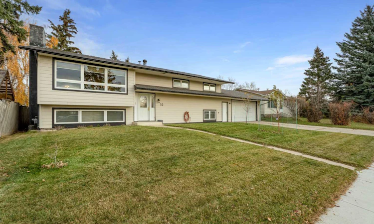 10 Mountain Street E