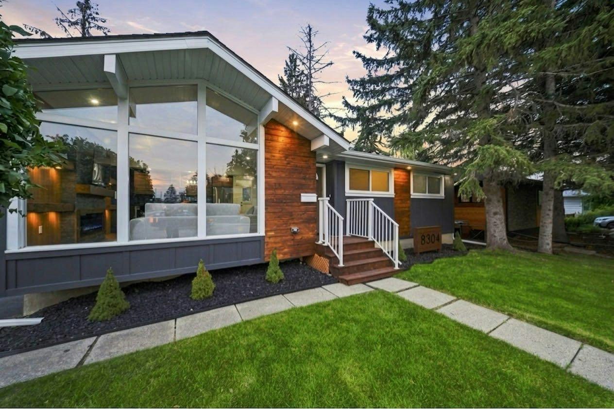 8304 11 Street SW, Calgary, AB, T2V 1N6