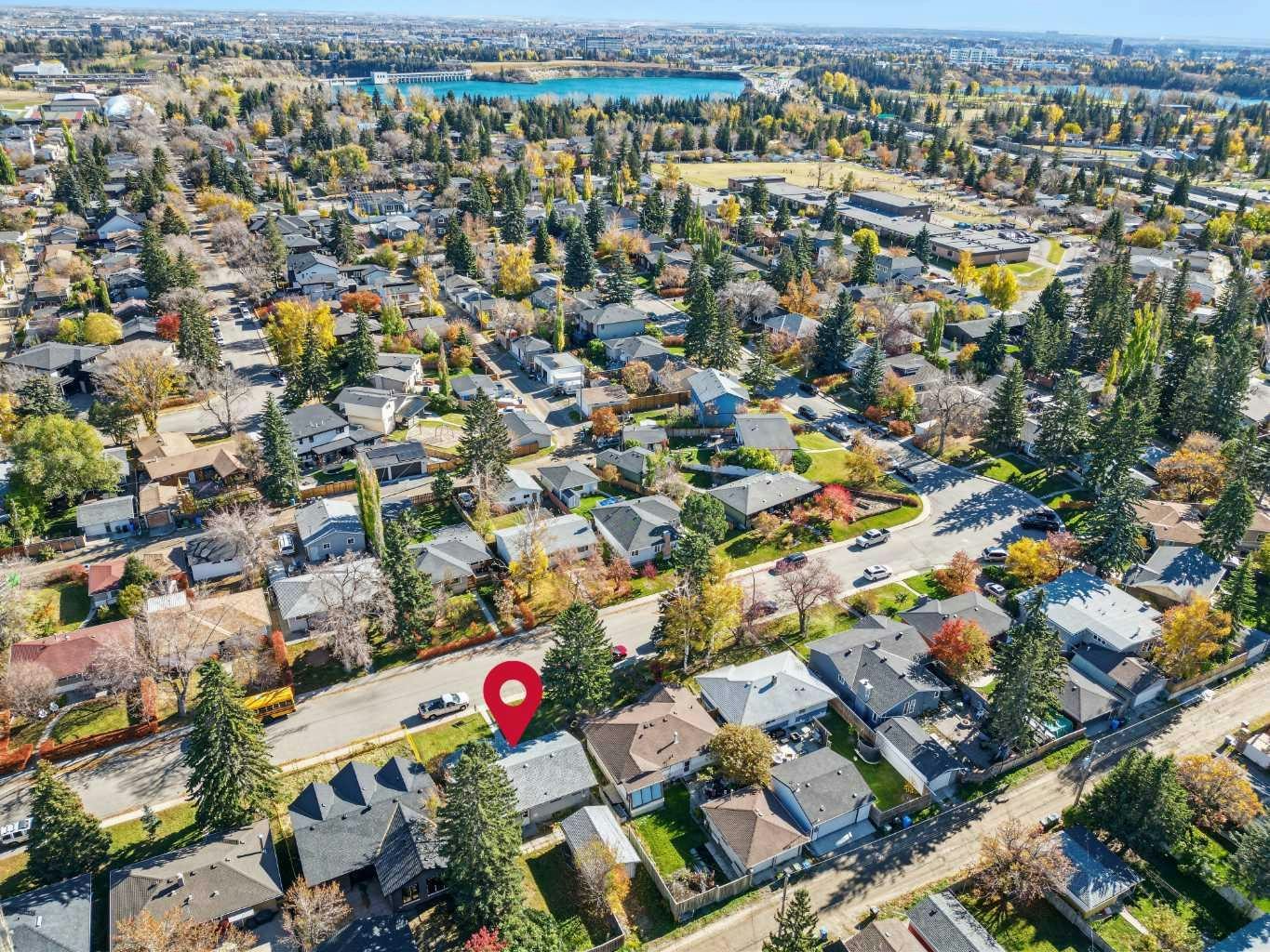 101 Langton Drive SW, Calgary, AB, T3E 5G1