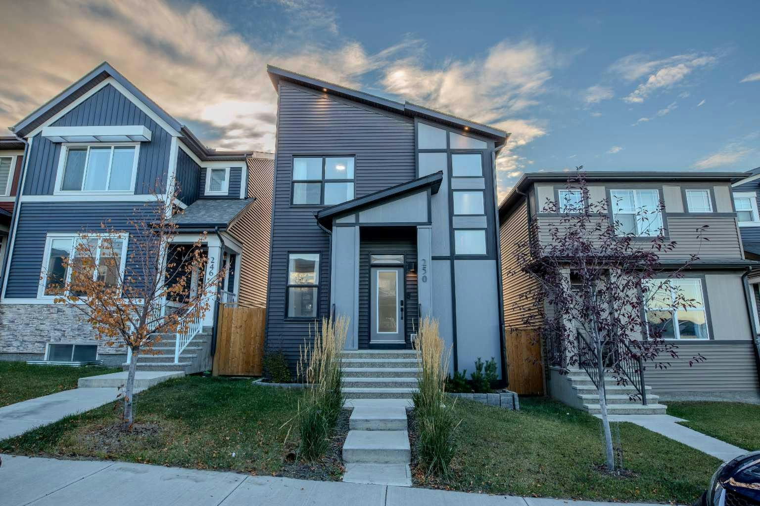 250 Aquila Way NW, Calgary, AB, T3R 1Z9