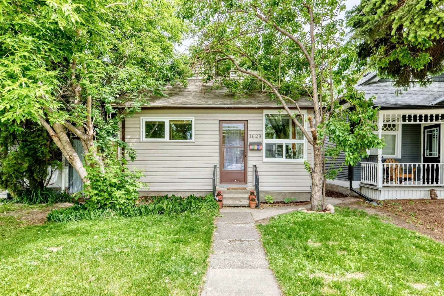 1628 15 Street SE, Calgary, AB, T3G 3L9