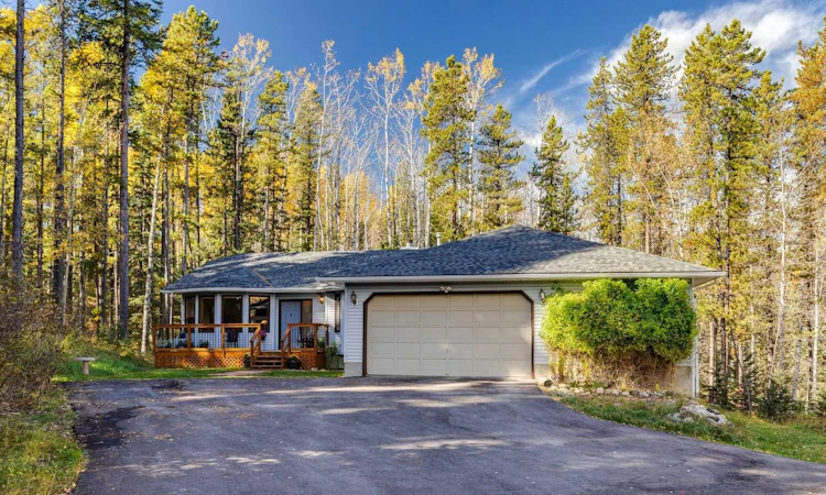 79 Meadow View Road