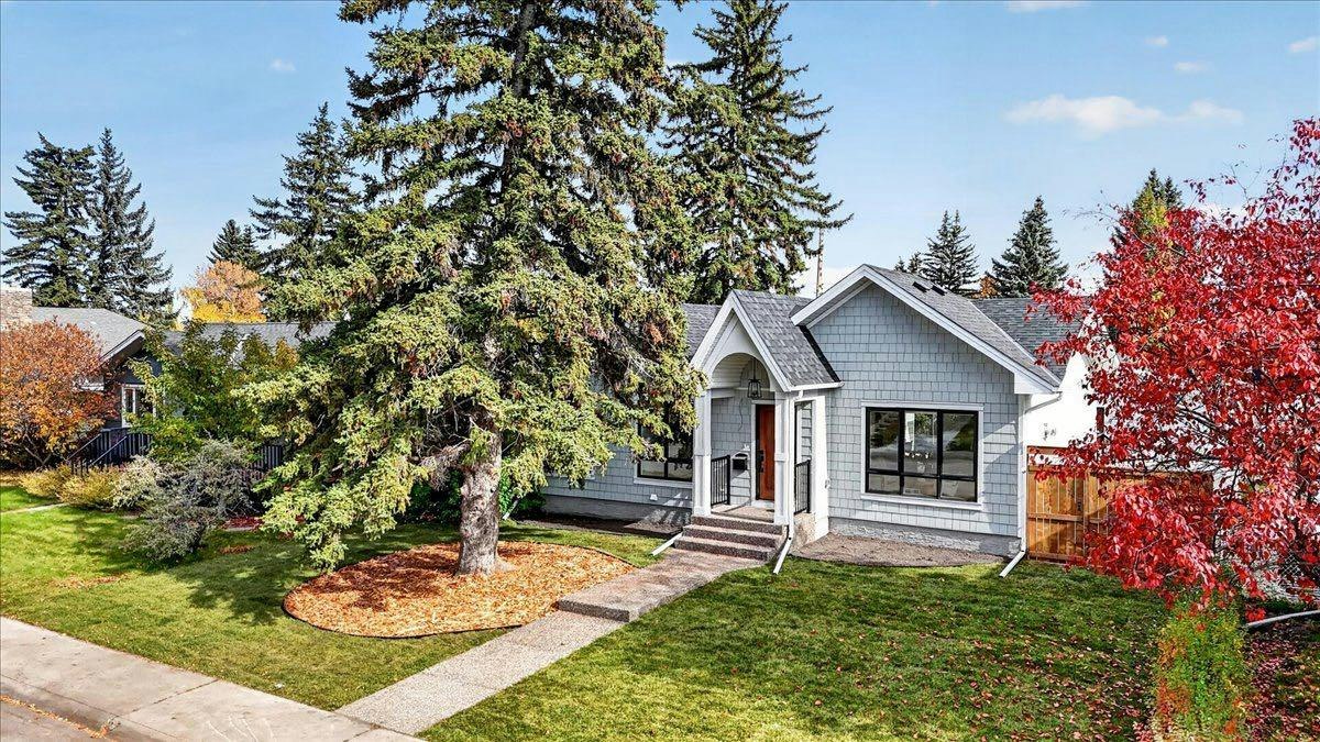 60 Governor Drive SW, Calgary, AB, T3E 4Y9