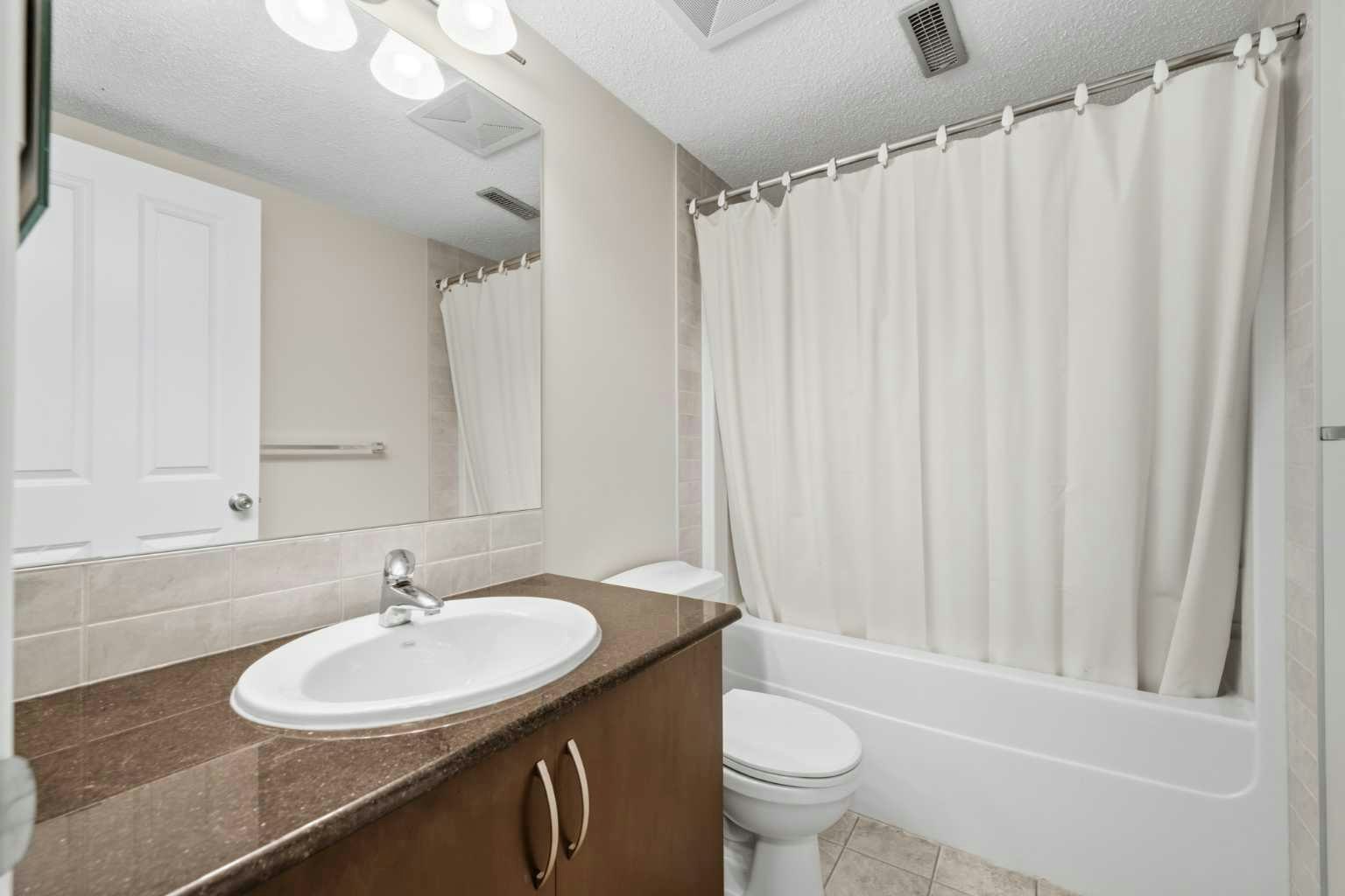 113 Drake Landing Heath, Okotoks, AB, T1S 0G8 - 40