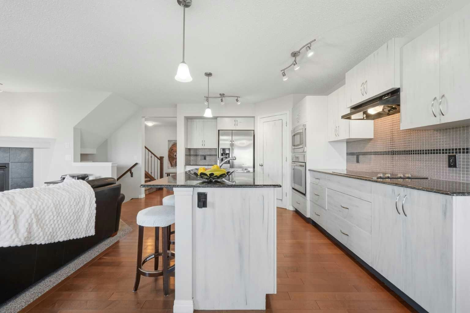 113 Drake Landing Heath, Okotoks, AB, T1S 0G8 - 11