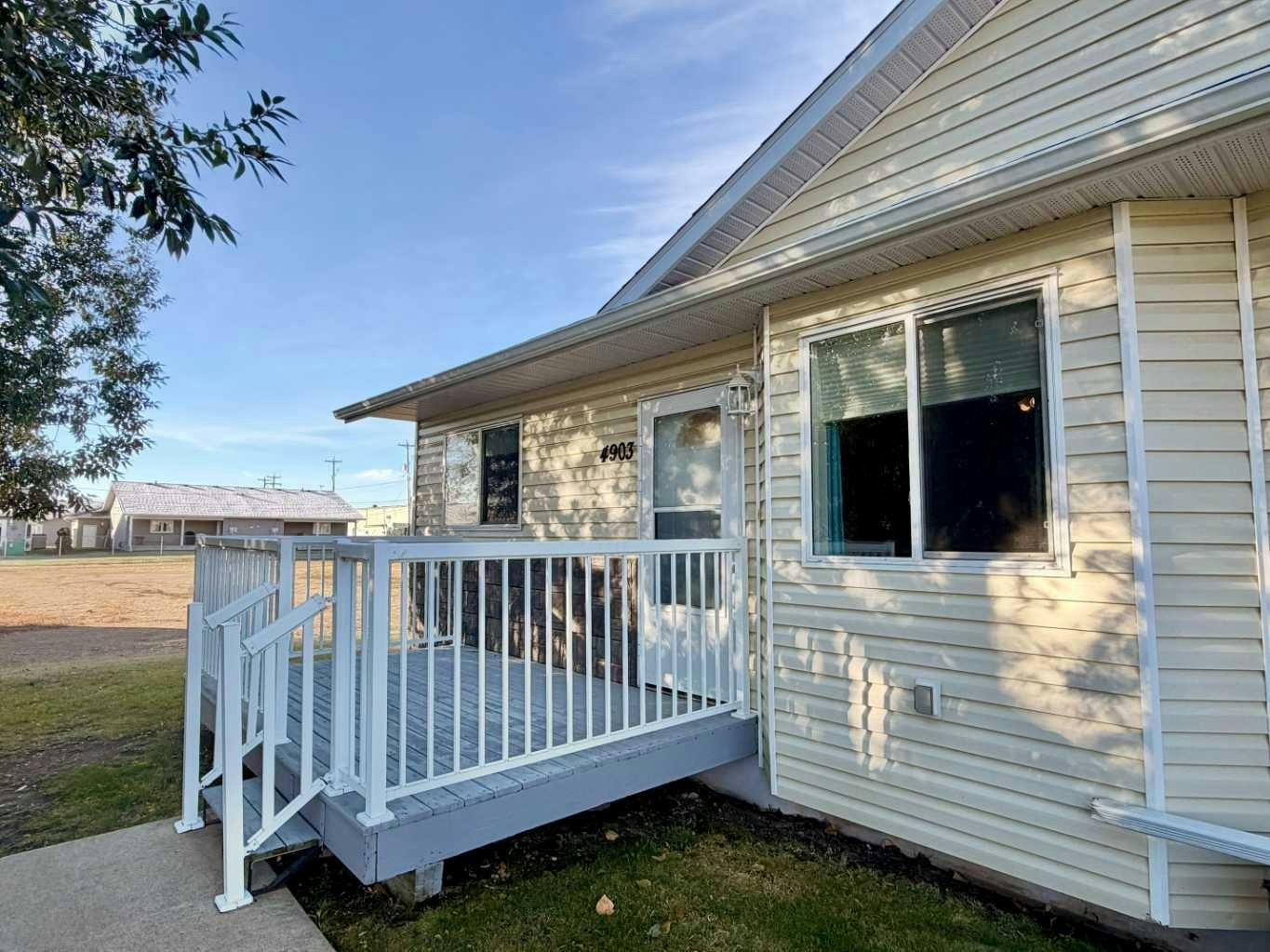 4903 50 Street, Grimshaw, AB, T0H 1W0