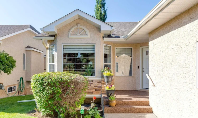 121 Sierra Morena Green SW