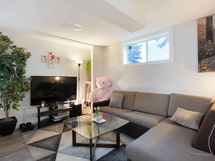3222/3224 14 Street NW, Calgary, AB, T2K 1H8 - 12