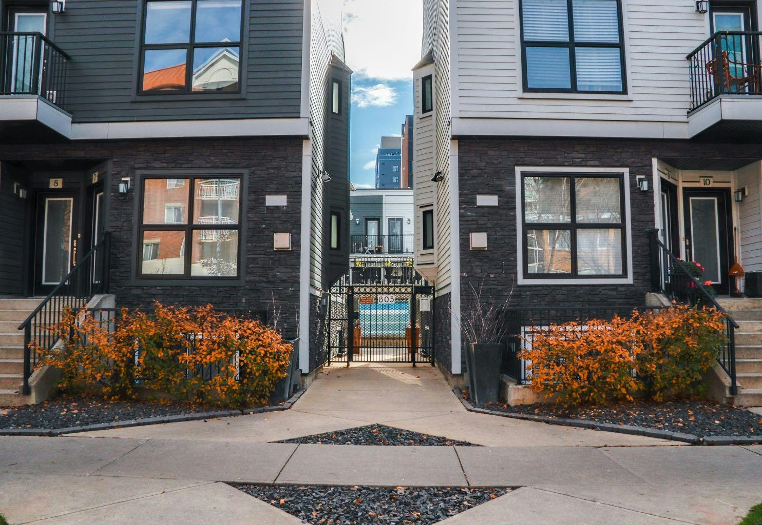 27-605 15 Avenue SW, Calgary, AB, T2R 0R4