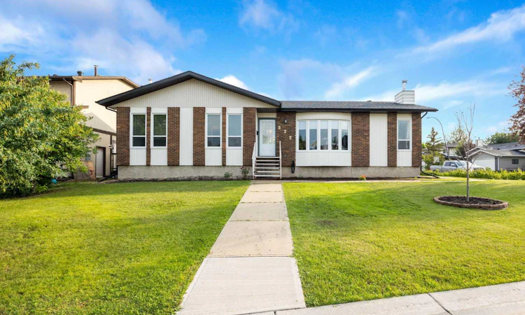 222 Berens Place
