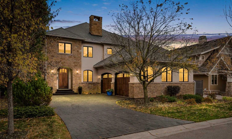 66 Mary Dover Drive SW