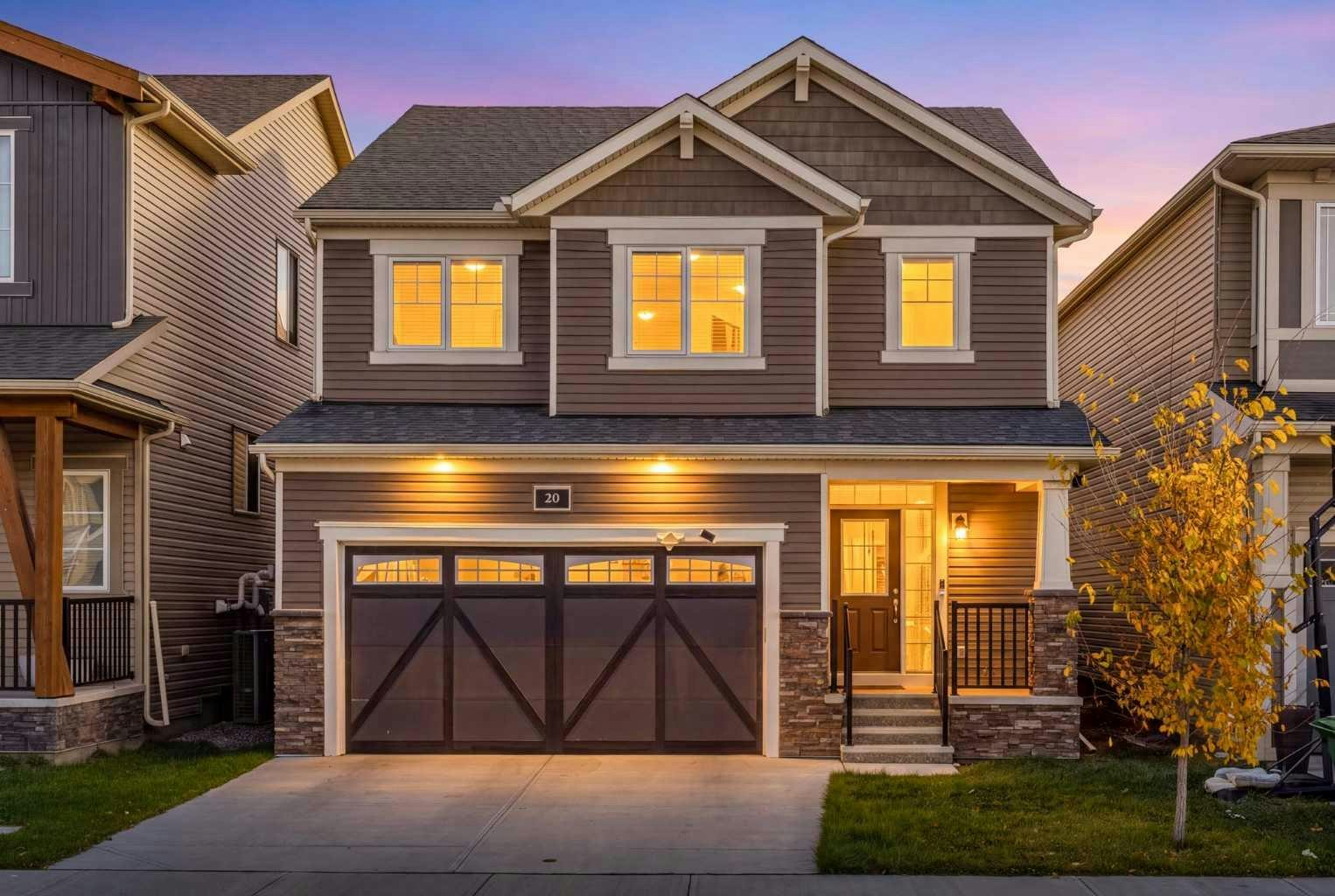 20 Carringham Heights NW, Calgary, AB, T3P 1V4