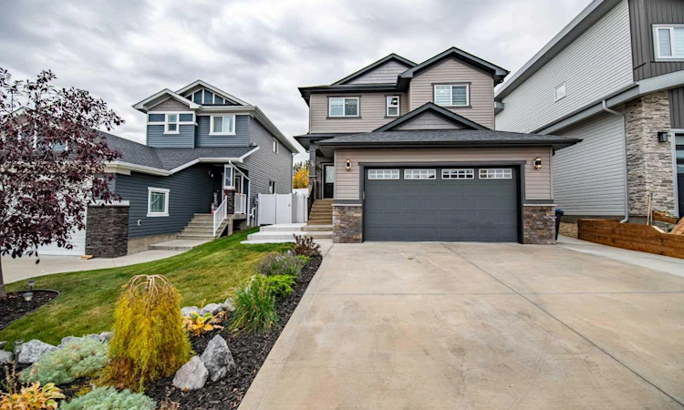 38 Cole Way