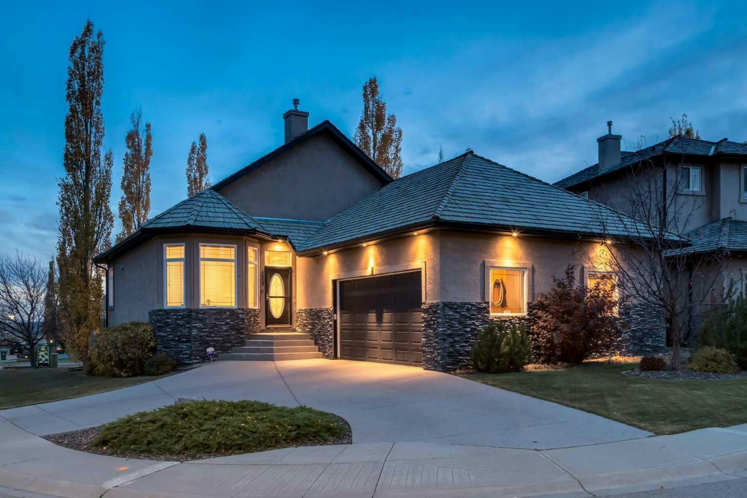 129 Royal Bay NW, Calgary, AB, T3G 5J6