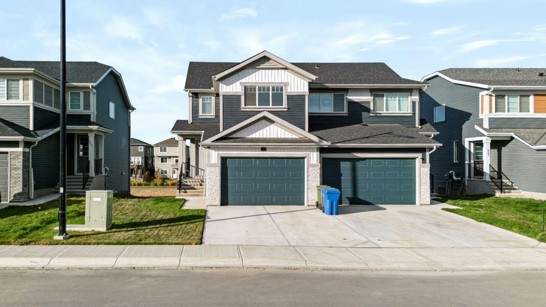529 Chelsea Gardens, Chestermere, AB, T1X 2V5